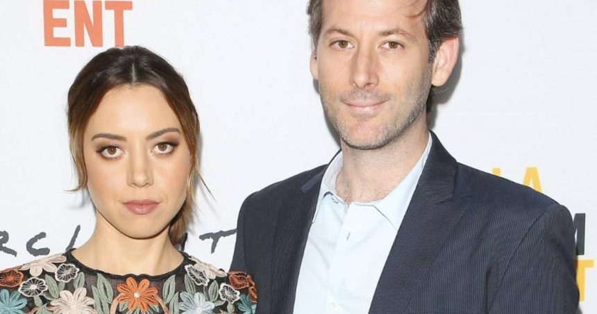 a murit scriitorul si regizorul jeff baena era casatorit cu actrita aubrey plaza si avea 47 de ani 678114f8e3ae5