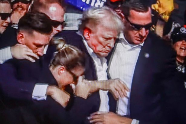 agentul care l a protejat pe donald trump in timpul tentativei de asasinare va fi numit seful secret service 678ac43d8de7c