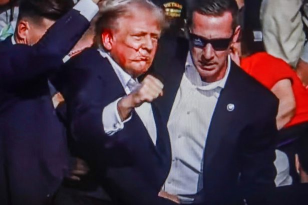 agentul care l a protejat pe trump in timpul tentativei de asasinare a fost numit oficial la conducerea secret service 679244e8a6520