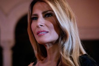 amazon va plati 40 milioane dolari pentru documentarul despre melania trump 677d9e103ee43