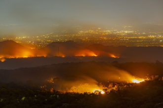 analiza scanteia care aprinde in fiecare an sudul italiei mana mafiei siciliene pune gaz pe focurile devastatoare din peninsula 67989c2b6e27e