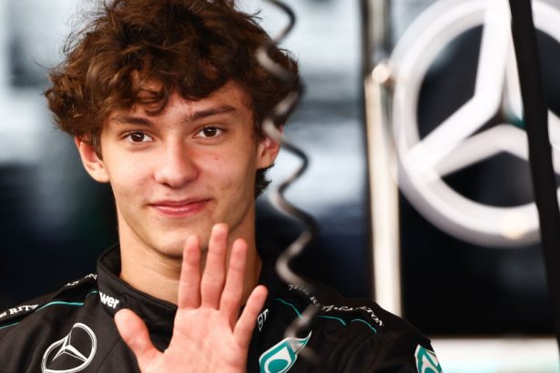 andrea kimi antonelli pilot de formula 1 la mercedes si a luat permisul de conducere 67991ab09ec9e