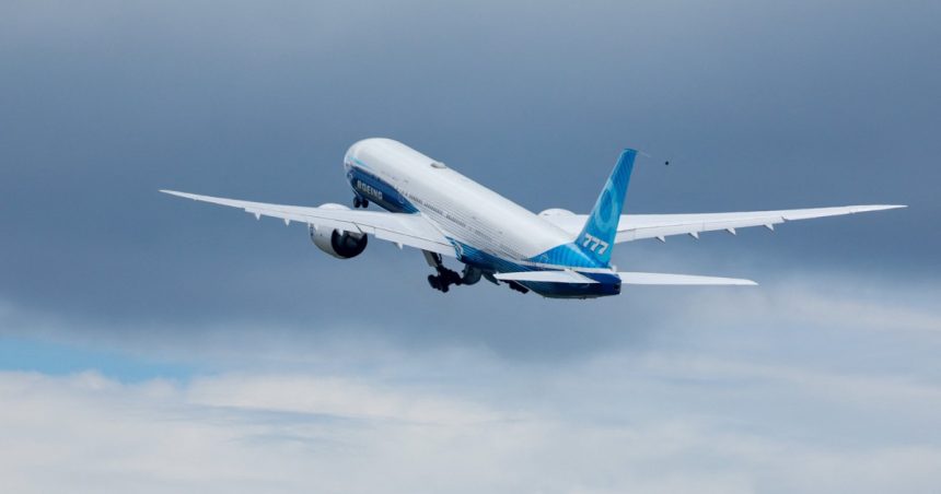 boeing a reluat testele pentru avionul sau cu fuzelaj larg 777x dupa o defectiune care a suspendat flota in vara 678e7cde9c44c
