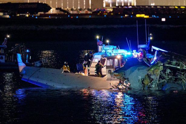 ce probleme legate de spatiul aerian din washington ies la suprafata dupa accidentul aviatic din apropierea aeroportului reagan 679b4aa50c14e