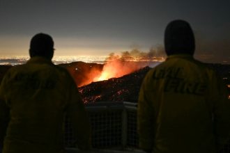 cine este de vina pentru amploarea dezastrului produs de incendiile devastatoare din los angeles 6783e532ad13a