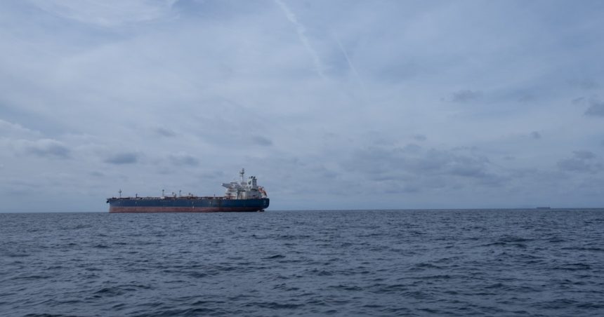 costul transporturilor de petrol rusesc catre china s a triplat dupa sanctiunile sua care vizeaza flota din umbra a moscovei 678ac7b265127