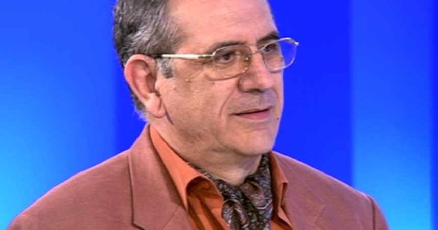 de ce se simte hari bucur marcu mai umilit acum decat in comunism bogati subinteligenti dar smecheri impostori cu titluri academice 677fd22f3331b