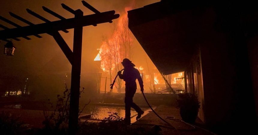 dilema morala in sua americanii trimit detinuti pentru a stinge incendiile din california esti doar o mana de lucru ieftina 6782443a149ef