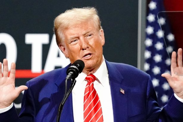 donald trump ameninta din nou tarile brics cu taxe vamale de 100 daca vor incerca sa submineze dominatia dolarului 679c85f702d3e