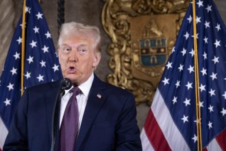 donald trump ia in calcul sa declare urgenta economica nationala pentru a creste tarifele surse 677ee937301d6