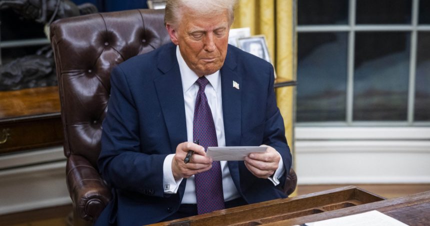 draga presedinte trump ce contine scrisoarea pe care joe biden i a lasat o lui donald trump la plecarea sa de la casa alba 67914eca2784f