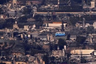 farul sperantei in california autobuzul magic care a scapat neatins in incendiile din malibu 678c88d002bc5