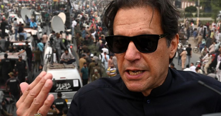 fostul premier al pakistanului a fost condamnat la inca 14 ani de inchisoare intr un nou dosar ce acuzatii i se aduc lui imran khan 678a3dbfdaa8f
