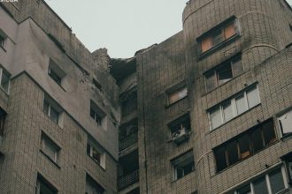 foto rusia a atacat ucraina cu zeci de drone un bloc de apartamente din kiev a fost puternic avariat 67810414b97a2