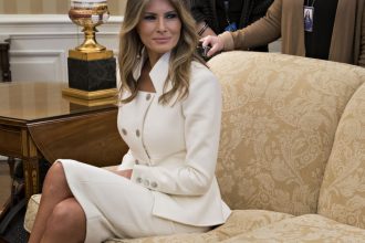 galerie foto melania trump o prima doamna atipica fostul fotomodel s a rupt de traditiile predecesoarelor sale la casa alba 678dda04c61e3