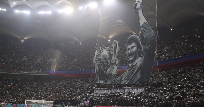 galerie foto omagiu adus lui helmuth duckadam la meciul fcsb manchester united din europa league legendele nu mor niciodata 679bf67e0ccd8