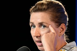 groenlanda nu e de vanzare raspunsul premierului danez mette frederiksen la noua fixatie a lui donald trump 677d9e193a0d1