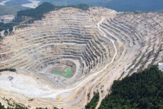 guvernul a aprobat exploatarea mai multor zacaminte de resurse minerale din tara 6798f9a2c2df0