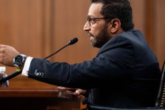 kash patel desemnat sa conduca fbi promite sa protejeze angajatii de razbunari politice agenti ai biroului l au anchetat pe trump 679cb9708b3c3