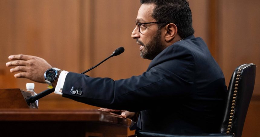 kash patel desemnat sa conduca fbi promite sa protejeze angajatii de razbunari politice agenti ai biroului l au anchetat pe trump 679cb9708b3c3