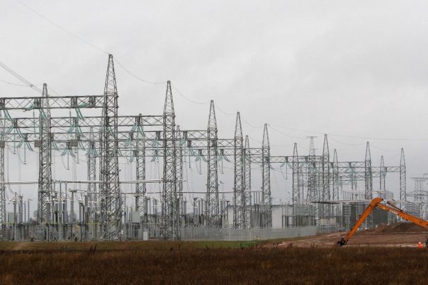 lituania se deconecteaza de la reteaua electrica rusa si intareste securitatea la conexiunile europene de teama unor sabotaje 677ebee0649c2