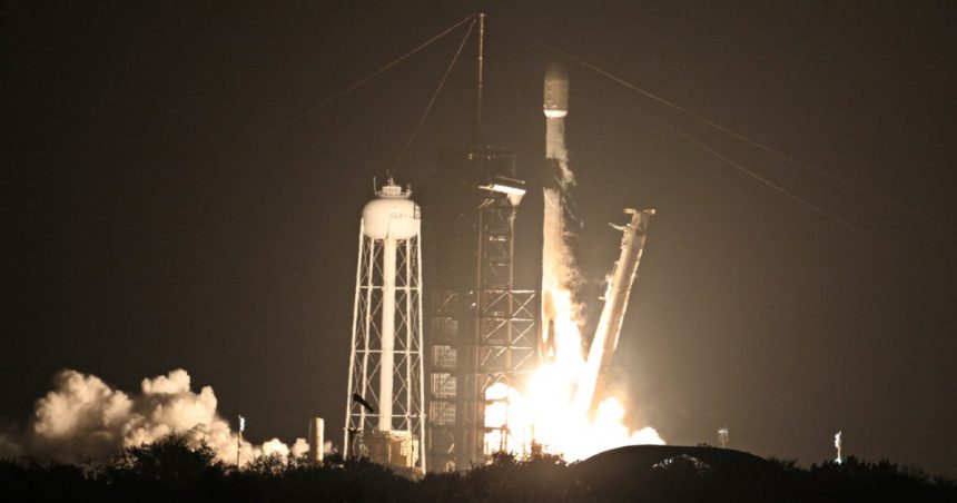 modulele de aselenizare resilience si blue ghost au fost lansate cu succes cu o racheta spacex cand vor ajunge pe luna 67876de1bf20a