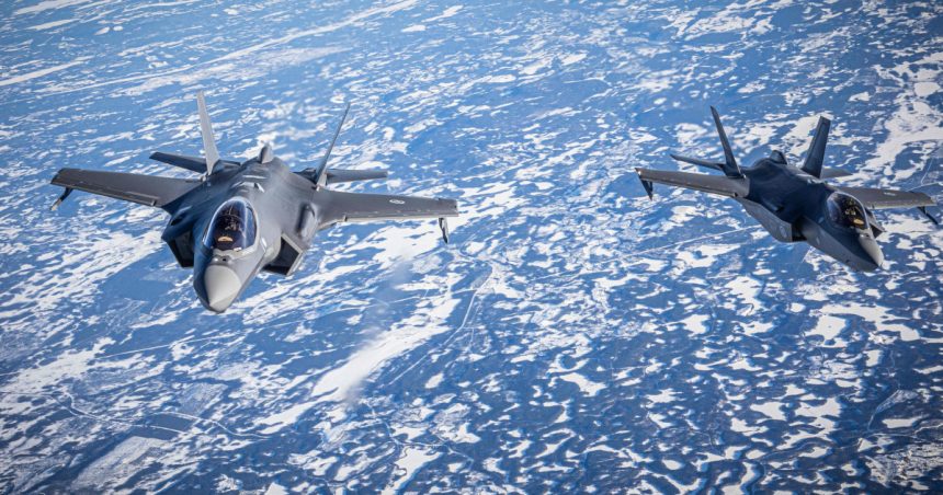 nato a ridicat in premiera avioane f 35 norvegiene stationate in polonia dupa detectarea unui numar masiv de tinte aeriene rusesti 678a1dc6ba5a3