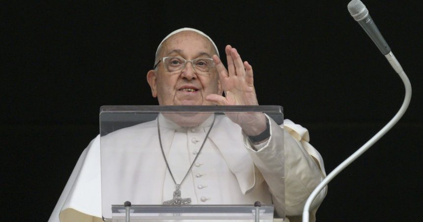 papa francisc a aparut pe tiktok unde a anuntat ca a lansat prima autobiografie a unui suveran pontif 678e470216d0b