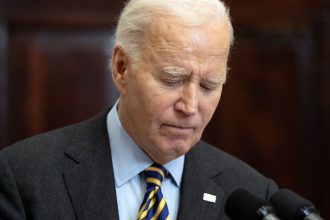 presedintele biden a emis pe ultima suta de metri gratieri preventive pentru fratii sai si sora sa 678e8a0404eac