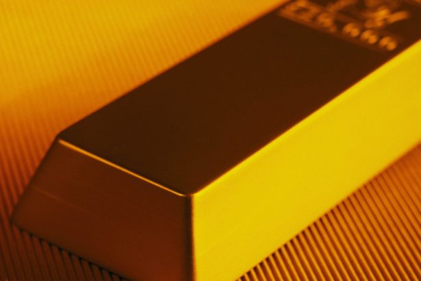 pretul aurului a atins un nou maxim istoric ce crestere consistenta ar fi adus investitia in acest metal in ultimul an 679a9ad3eb90d