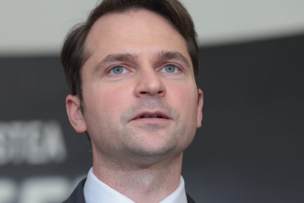 romania sustine initiativa belgiei de a interzice importurile de gaz lichefiat din rusia spune ministrul burduja 6786adaa3e33d