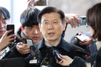 seful securitatii pesedintelui sud coreean suspendat si a dat demisia el a impiedicat arestarea lui yoon suk yeol 6780f2b9227db
