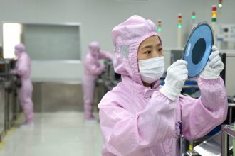 sua impun noi restrictii la exportul de microcipuri si tehnologie ai catre tarile care nu sunt aliate 678530213cc26