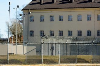 suedia statul european cu cele mai multe infractiuni armate pe cap de locuitor cauta sa trimita detinutii in strainatate 679a4fde2e88b