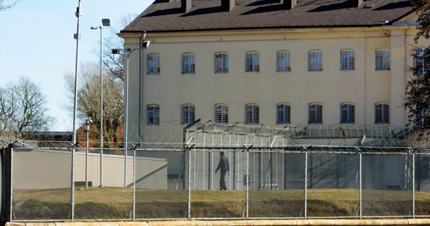 suedia statul european cu cele mai multe infractiuni armate pe cap de locuitor cauta sa trimita detinutii in strainatate 679a4fde2e88b