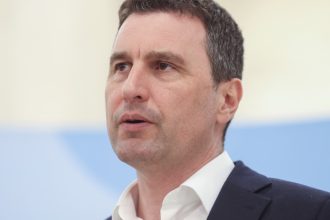 tanczos barna ministrul finantelor vrea reducerea semnificativa a tranzactiilor cash o sa venim cu domenii unde le vom reduce foart 6788e5dc02fd9