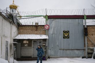 un detinut de 68 de ani din rusia a fost pus in carcera pentru ca a executat incorect exercitiile matinale 6791236d4150b