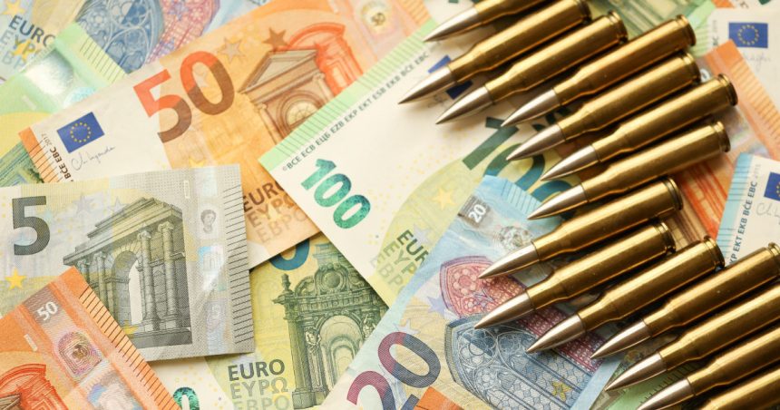 un sef al unei unitati din armata ucraineana a deturnat echipamente de peste 90 000 de euro ce pedeapsa risca 67978adfe8ce2