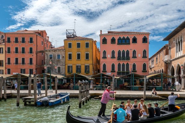 venetia va extinde taxarea turistilor si in 2025 ce spera primarul sa obtina 6782511c3856d