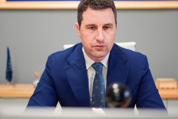 video bugetul pe 2025 va fi aprobat de parlament saptamana viitoare spune ministrul finantelor precizarile despre plata pensiilor 679a5a5f595da