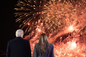 video donald trump a sosit la washington evenimentele de investire au debutat cu un imitator al lui elvis si focuri de artificii 678c9cb4d6ead
