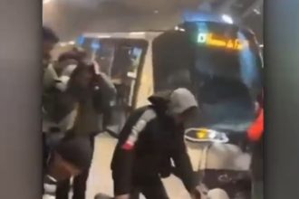 video doua tramvaie s au ciocnit violent in strasbourg sunt zeci de raniti 5 persoane duse la spital in stare grava 6782ad80e050b
