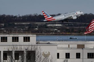 video pilotii au mai raportat incidente la limita unei coliziuni cu elicoptere in zona aeroportului reagan din washington 679c651238751