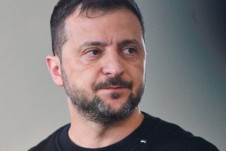 video zelenski lanseaza un apel la davos europa trebuie sa stie sa se apere singura si sa nu mai depinda de statele unite 678fda2164467