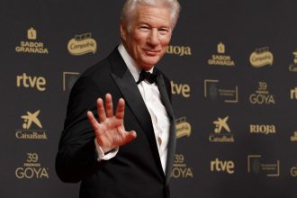 actorul richard gere il considera o bruta un gangster pe trump peste tot autoritarismul preia controlul 67a9db8c89633