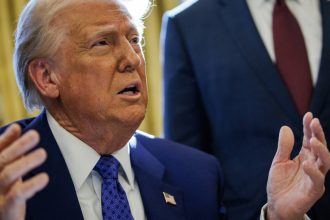 administratia trump a concediat fara explicatie 20 de judecatori de imigratie ii trateaza ca si cum nu ar fi fiinte umane 67b1a2907e234
