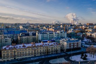 analiza bogatii rusiei nu mai investesc in afara tarii piata imobiliara de lux de la moscova a explodat si se compara cu londra sau paris 67a19fd79c1f8