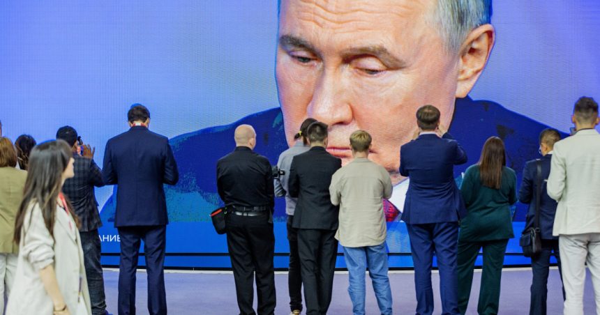 analiza trump ii ofera lui putin o cale de a reveni din pustietatea politica bbc 67ad181235c3d