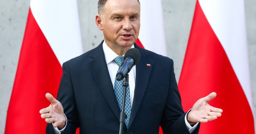 andrzej duda se intalneste sambata cu trump inainte de zborul in sua presedintele polonez a vorbit cu zelenski si i a dat un sfat 67b8ca34bbca2