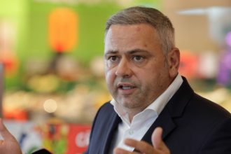 barbu cat voi fi ministru al agriculturii nu voi da afara niciun angajat al ministerului sau din unitatile subordonate 67a27ccae1b88